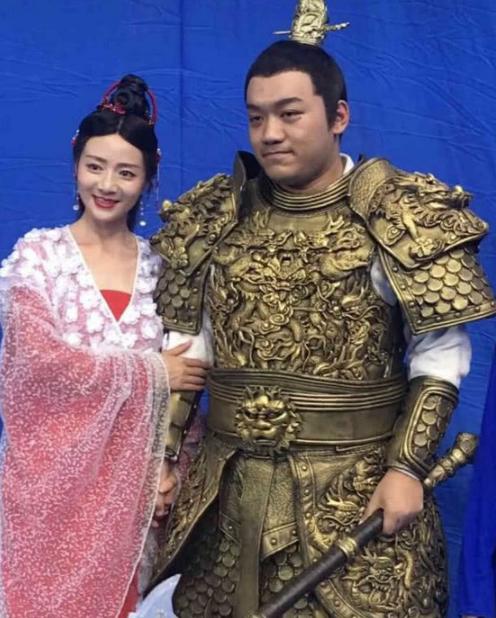 重生之国民老公，逆袭人生的华丽篇章,重生之国民老公