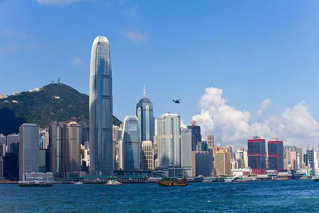 2046年香港今晚开奖，揭秘未来彩票的奇幻之旅,2024年香港今晚开奖029期
