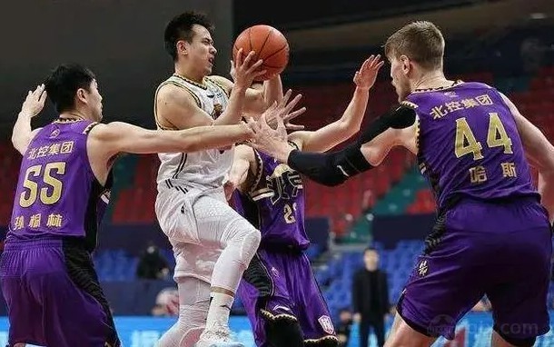 辽篮对北控，东北德比再燃战火,辽篮对北控