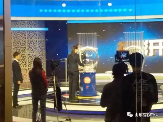 齐鲁风采，探索模拟摇奖的魅力与奥秘,齐鲁风采模拟摇奖