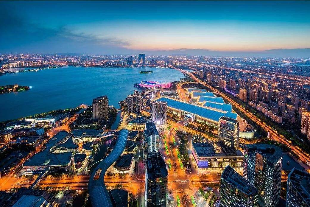 2035年澳门全资料，探索未来之城的数字蓝图2025澳门精准正版免费四不像