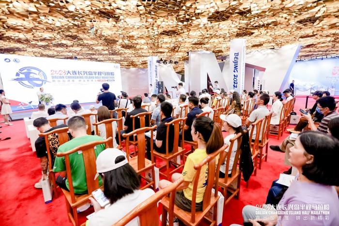 直播见证，香港马会开将的精彩瞬间