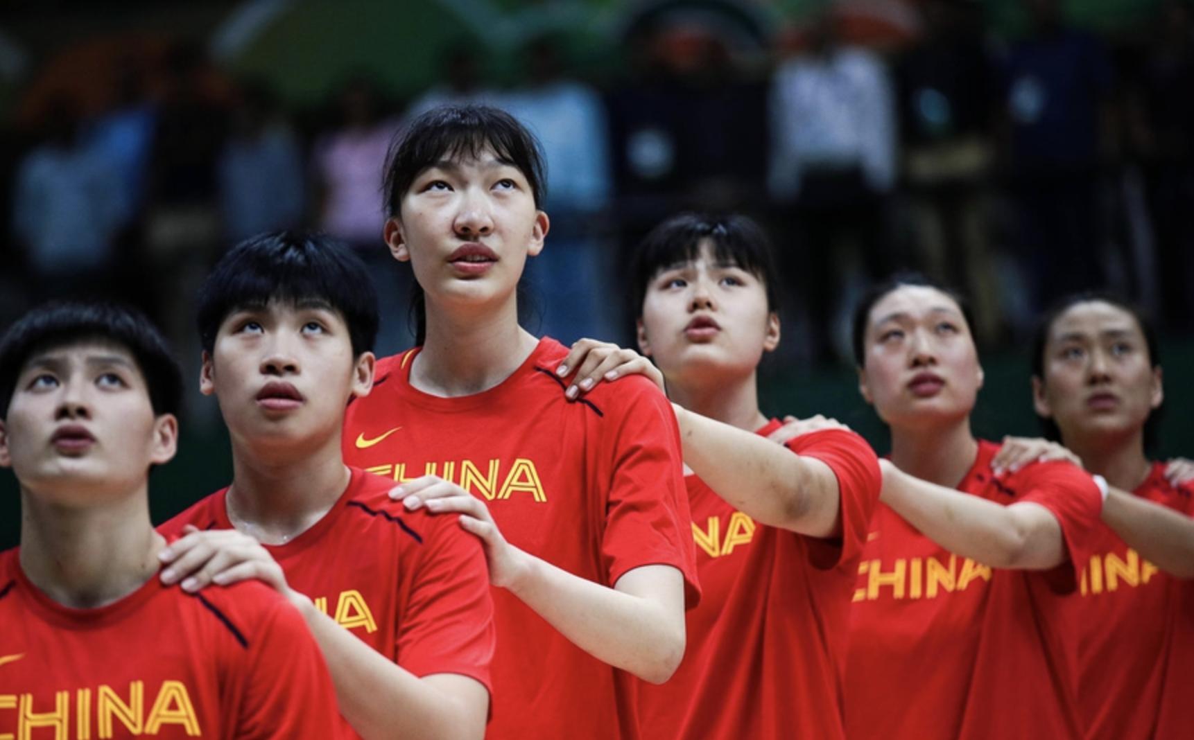 考场上的巨人梦想，2米3的挑战者考场现2米23高考生比姚明高吗