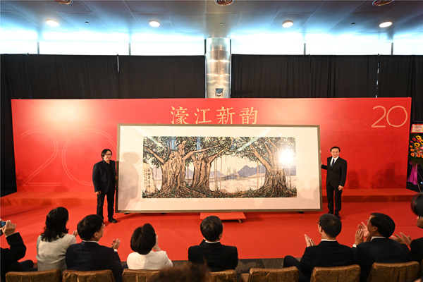 澳门新貌,2045年展望与资料大全新澳门2024年资料大全管蟓姿